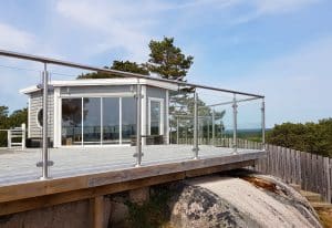 Rustfrit glasgelænder